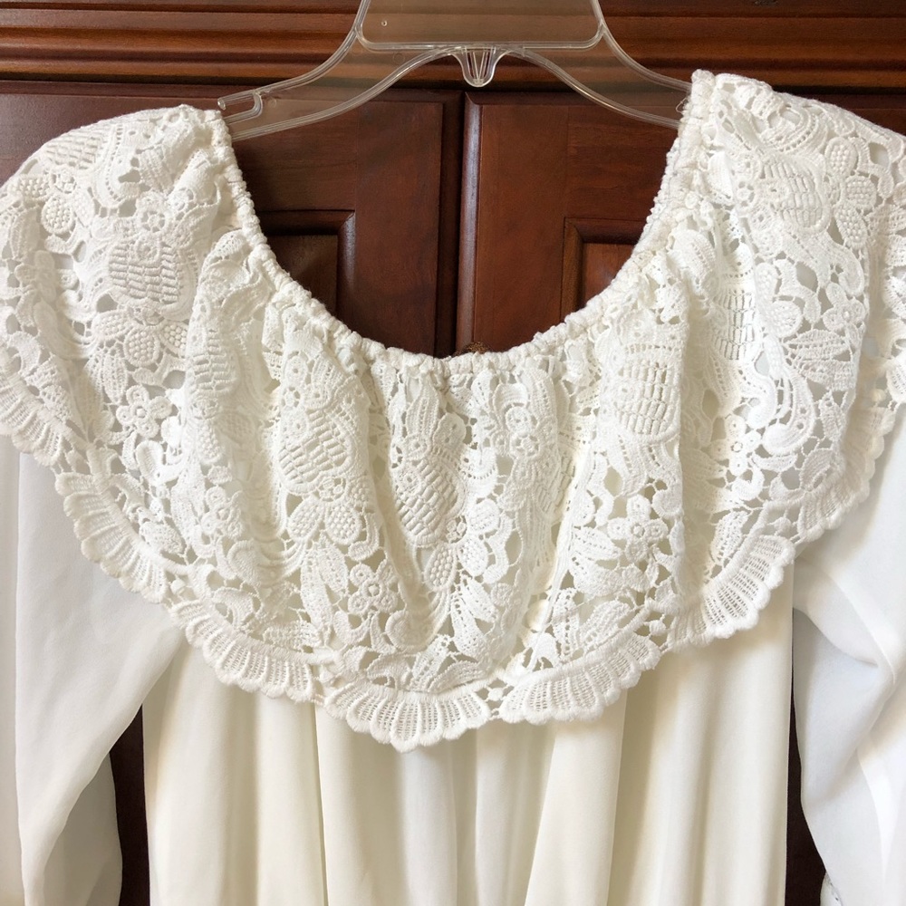 White Nasty Gal Romper. Size Small. - Picture 6 of 8